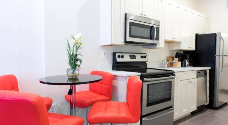 Wonderful rental apartment | Next to Faneuil Hall | Suitable for remote work | Pets allowed — photo 4