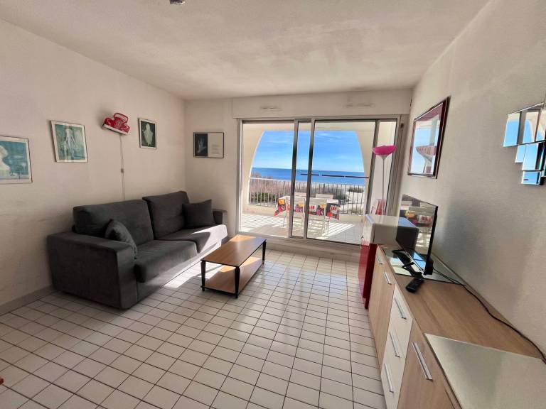 Apartment | Beach nearby | Pets allowed — photo 3