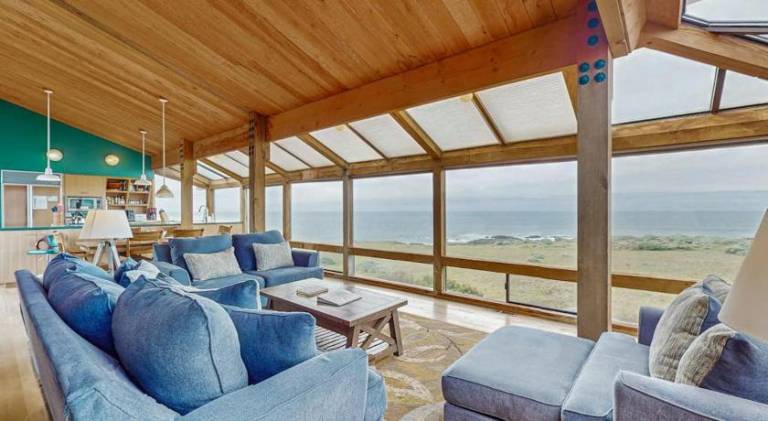 House with hot tub & pool | Dogs allowed in Sonoma, CA