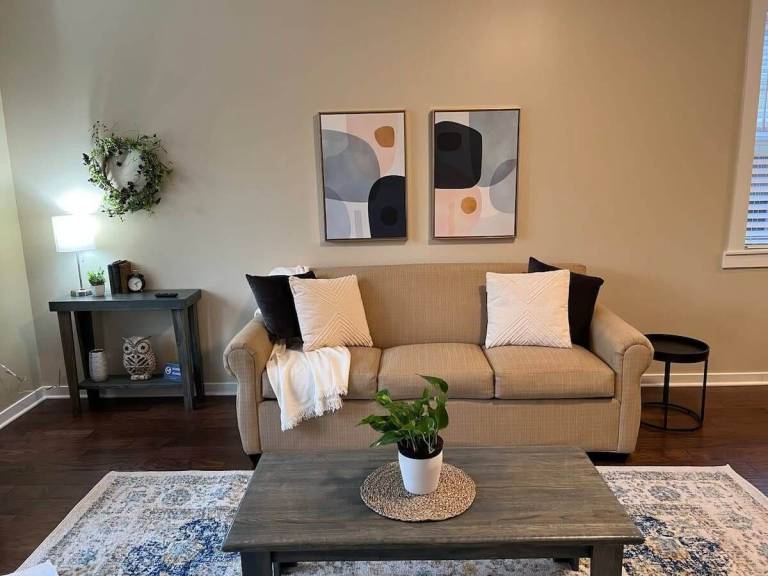 Apartment Spring Hill