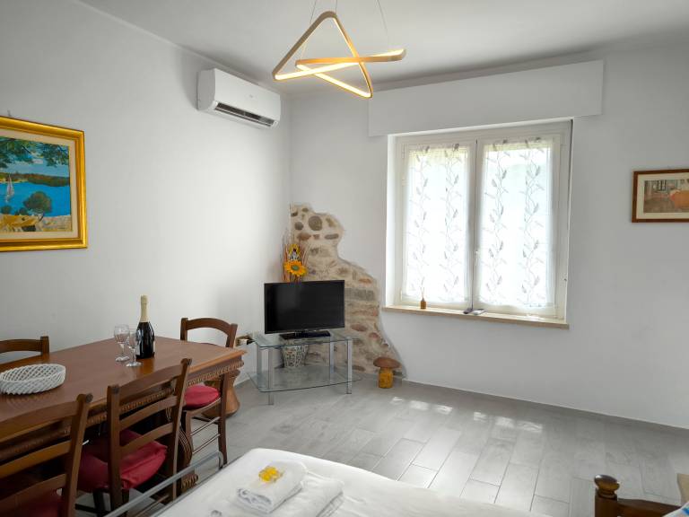 Vacation home with garden — photo 3