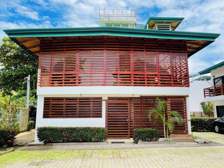 House  Esterillos Este