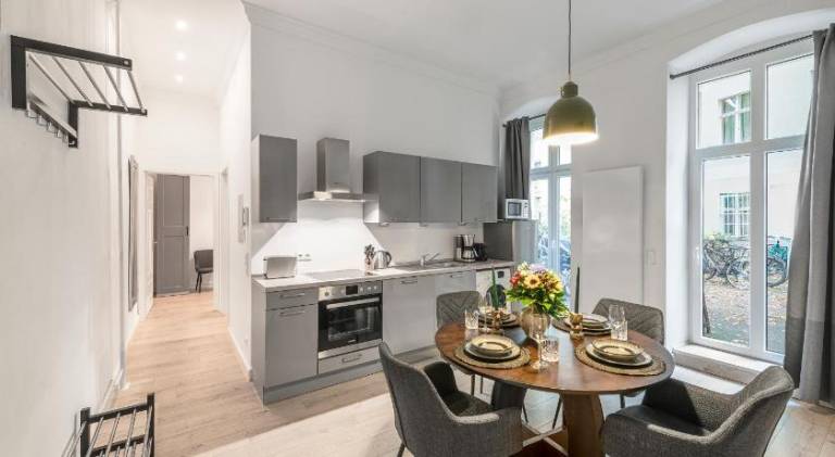 Apartment with 2 rooms for 4 persons in Berlin