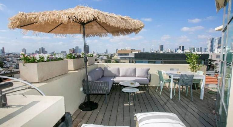High End 3BD TLV Rooftop Duplex — photo 4