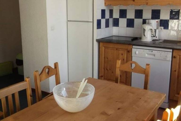 Holiday apartment with 2 rooms for 6 persons — photo 2