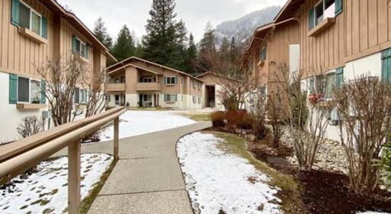 Holiday apartment with 2 rooms for 6 persons — photo 4