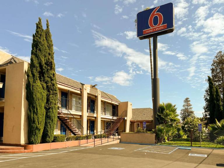 Studio 6 Vallejo, CA - Napa Valley — photo 2