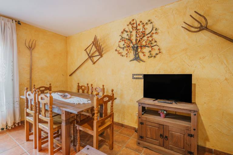 Rural House 'Casas Rurales Las Eras II B' with Mountain Views, Private Terrace and Balcony — photo 4