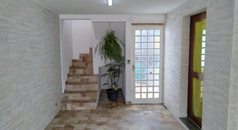 Apartment with terrace — photo 4
