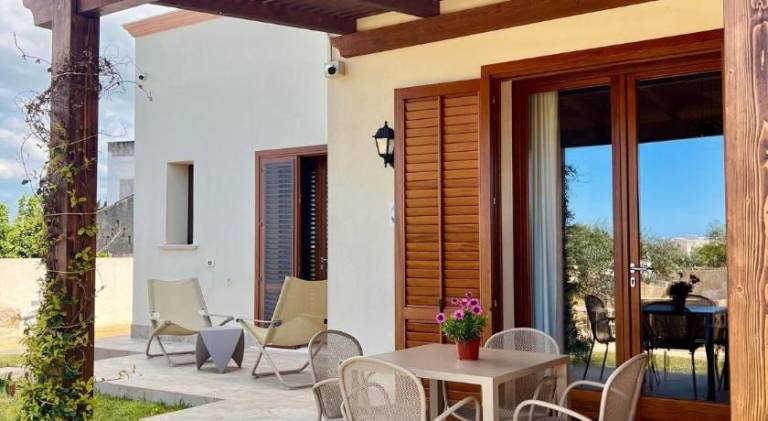 House with garden, patio & barbeque — photo 4