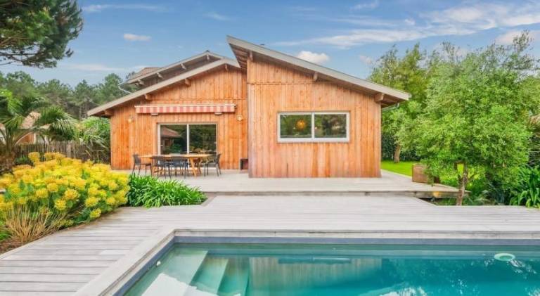 Fully equipped villa with private pool, yard & patio | Suitable for remote work | Dogs allowed in Lège-Cap-Ferret