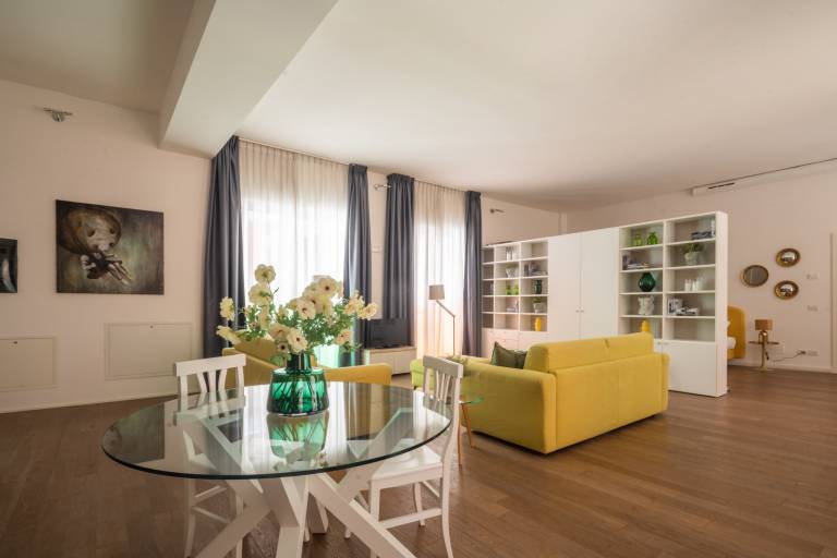 Rental apartment with yard | Pet-friendly — photo 2