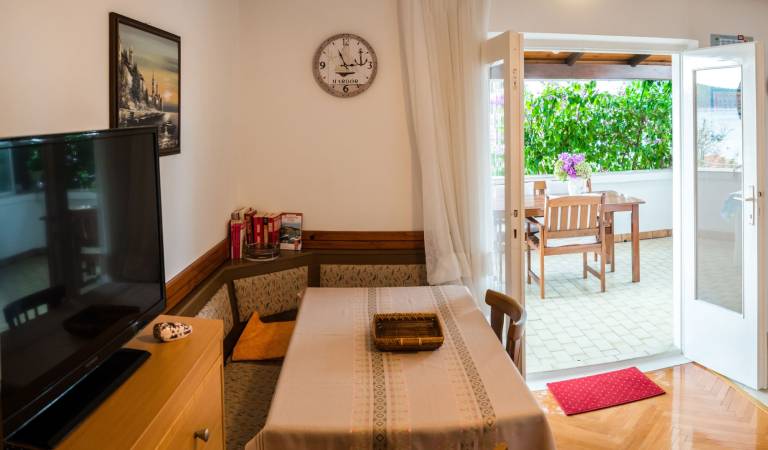Two bedroom apartment near beach Barbat, Rab (A-14884-a) — photo 3