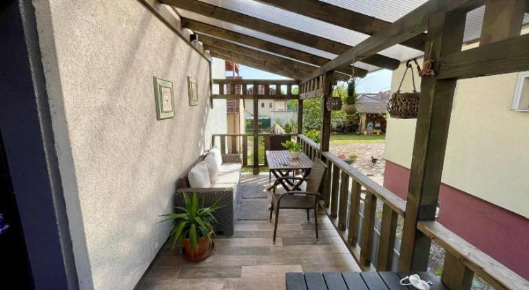 Apartment with garden, patio & grill — photo 3