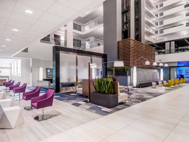 Embassy Suites by Hilton Raleigh Crabtree — photo 3