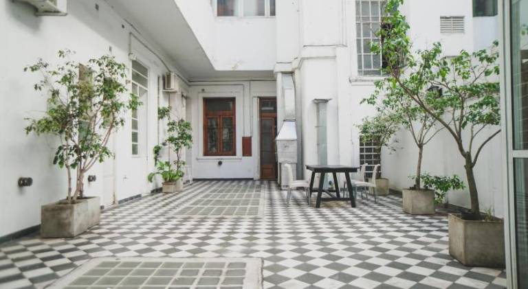 Historical Tango House. Priv area 3 BR /7 guests. — photo 2