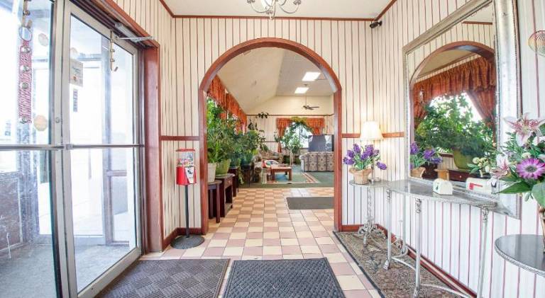 Hotel O Daylight Inn Elkhart I-90, IN in Elkhart, IN