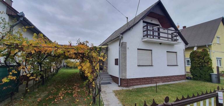 ház Balatonfenyves