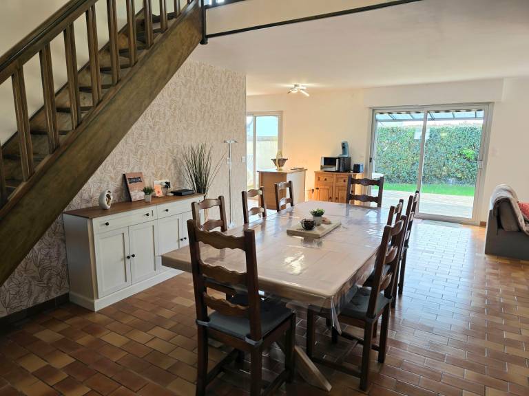 Fully equipped nice vacation home with terrace, grill & garden | Garden view | Beach nearby | Pets allowed — photo 2