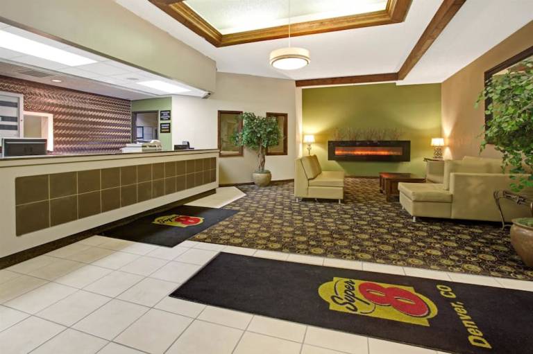 Super 8 by Wyndham Wheat Ridge Denver West