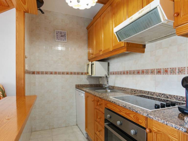 Child-friendly wonderful holiday apartment with patio & pool | Beach nearby | Pet-friendly — photo 3