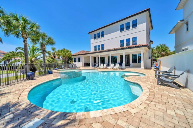 House Destin