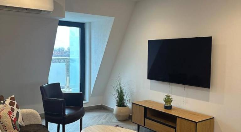 Pleasant apartment with patio | Pets are welcome — photo 2