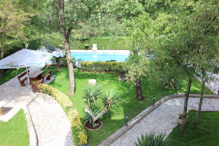 Apartment with pool, garden & patio — photo 3