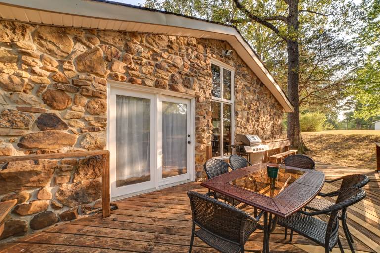 Dog-Friendly Kentucky Lake Home w/ Game Room! — photo 2
