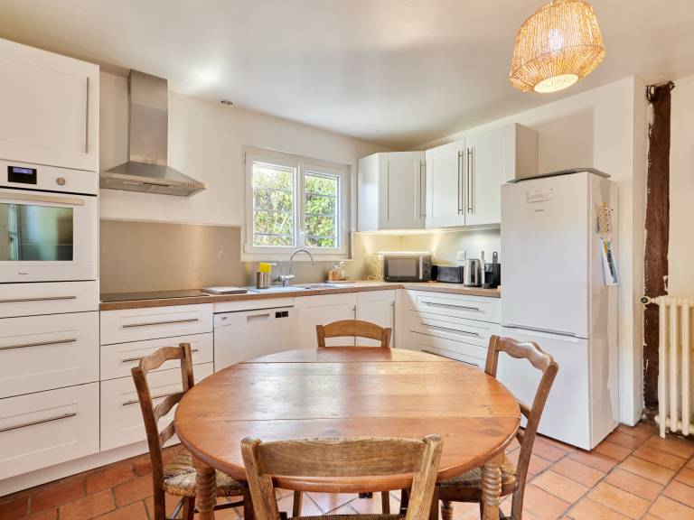 Vacation home with garden — photo 4