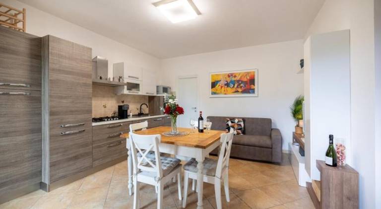 Fully equipped beautiful vacation home with barbecue, garden & patio | Pet-friendly — photo 2