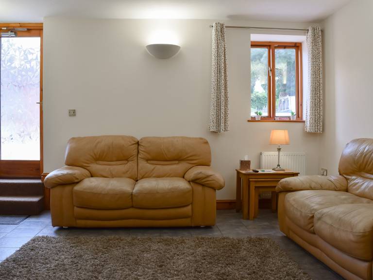 Family-friendly cottage with garden & barbecue | River view | Dogs allowed — photo 4