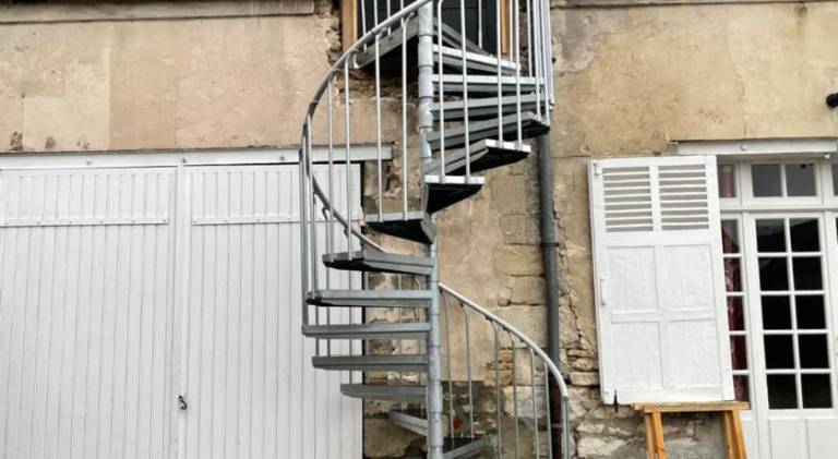 Holiday apartment with 1 room for 4 persons in Senlis