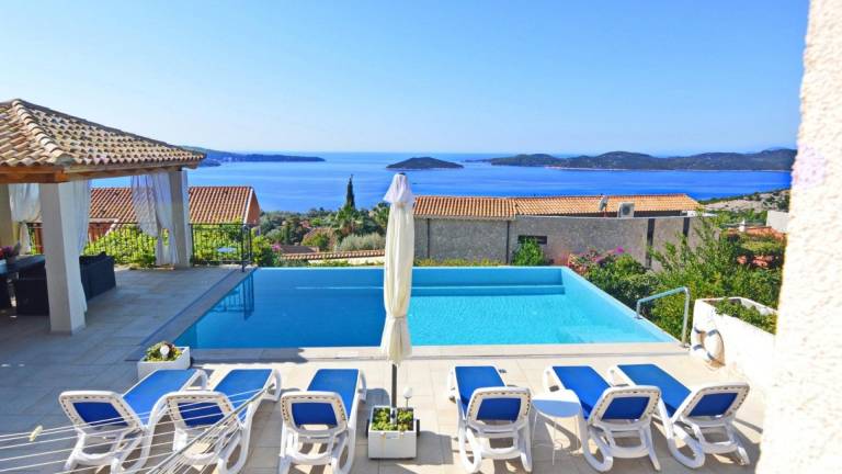 Beautiful villa with garden, patio & barbecue | Pets allowed — photo 2