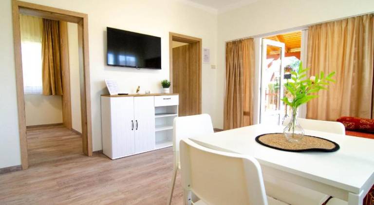 Szigetkoz Szive Apartman & Rendezvenyhaz — photo 5