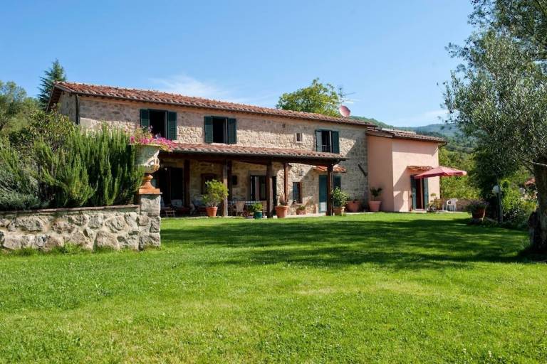 Villa Santa Fiora