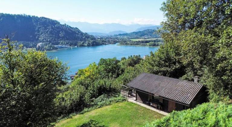 Vacation home with 1 room for 4 persons in Villach