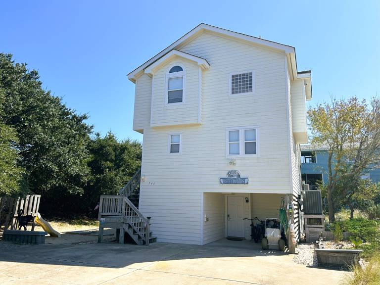 House with BBQ — photo 3