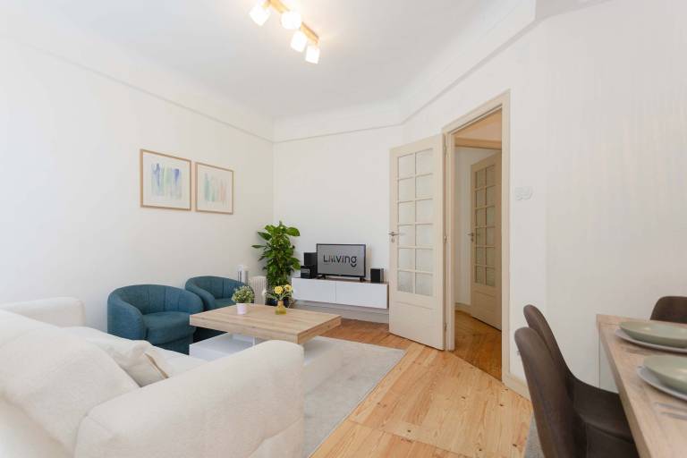 Apartment with fast internet | Next to Porto Cathedral — photo 3