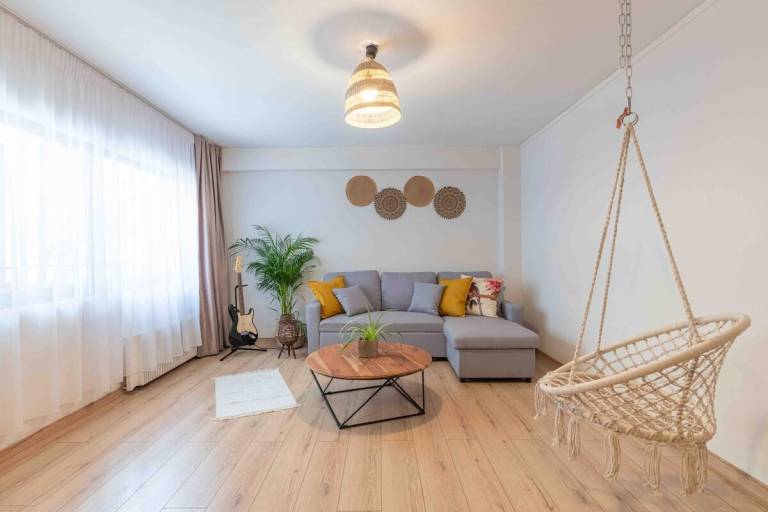 Lovely rental apartment | Close to Acropolis of Athens | Good for workation | Pets are welcome in Athens