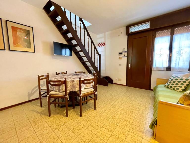 Spacious duplex near the beach — photo 5