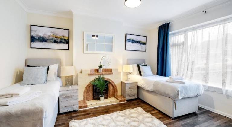 Rental apartment with 4 rooms for 8 persons — photo 2