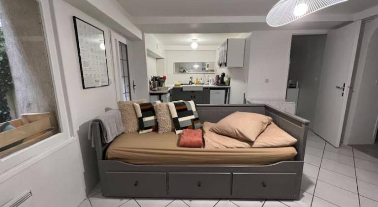 Fully equipped lovely holiday apartment with patio, grill & garden | Suitable for remote work | Pets allowed — photo 2