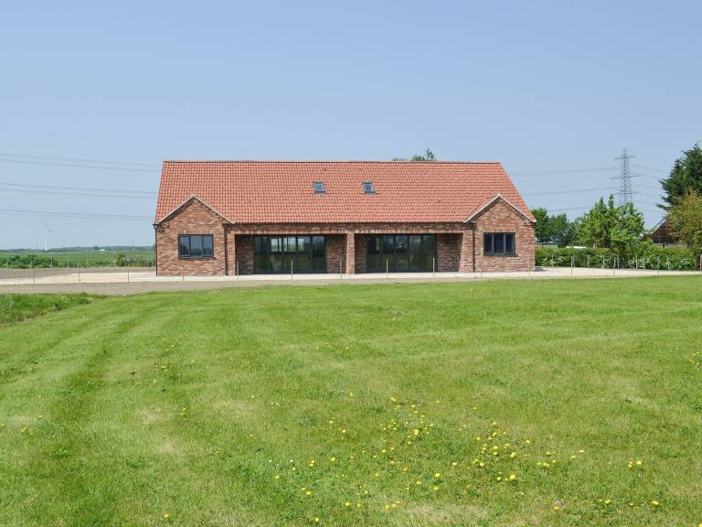 Cottage  Doddington and Whisby
