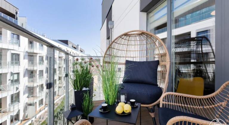 Serviced apartment with pool, hot tub & patio | Beach nearby | Dogs allowed — photo 4