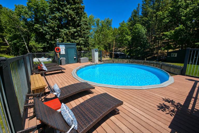 Cabin Keystone