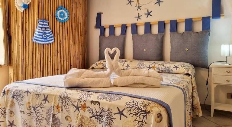 Holiday apartment with 2 rooms for 5 persons — photo 2
