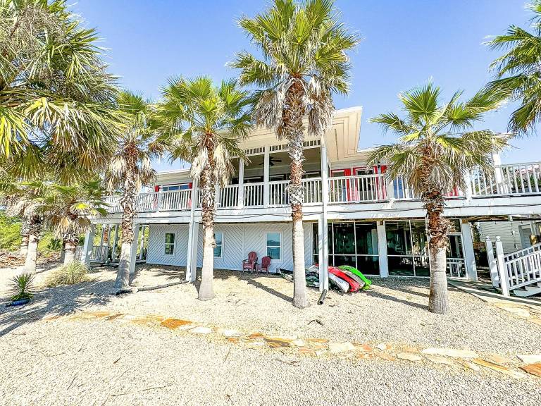 House Carrabelle