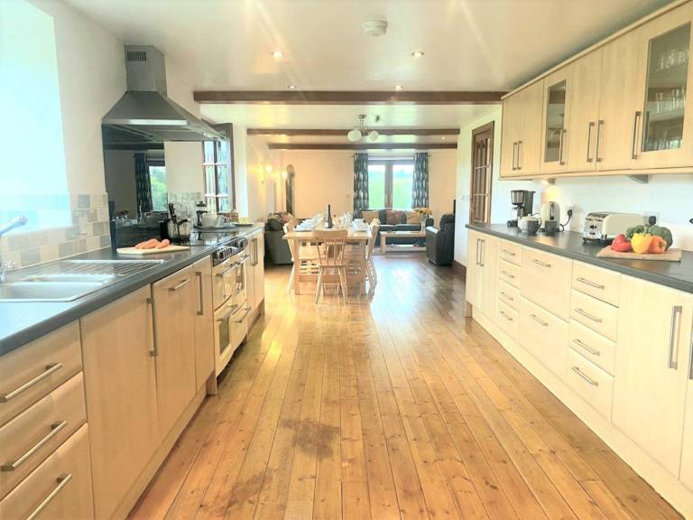 Fully equipped lovely cottage with yard, barbeque & jacuzzi | Dogs allowed — photo 5