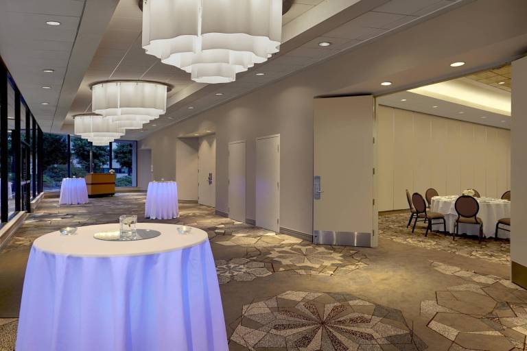 Sheraton Vancouver Guildford Hotel — photo 4